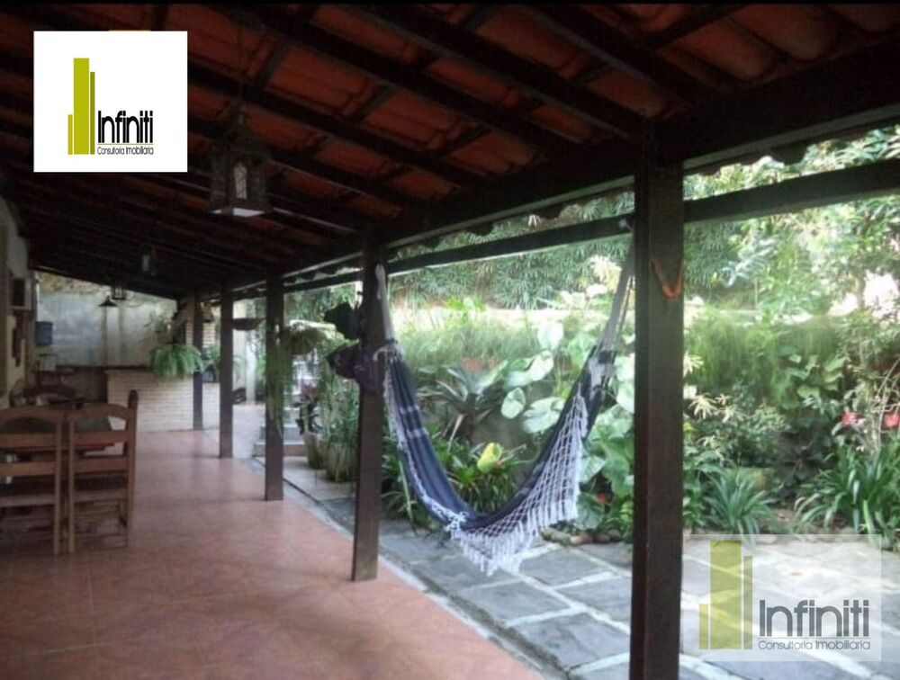 Casa de Condomínio à venda com 4 quartos, 258m² - Foto 12