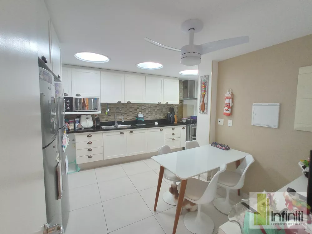 Apartamento, 3 quartos, 220 m² - Foto 8