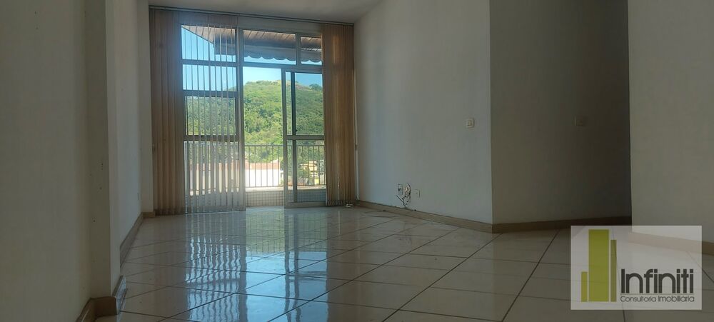 Apartamento à venda com 3 quartos, 135m² - Foto 11