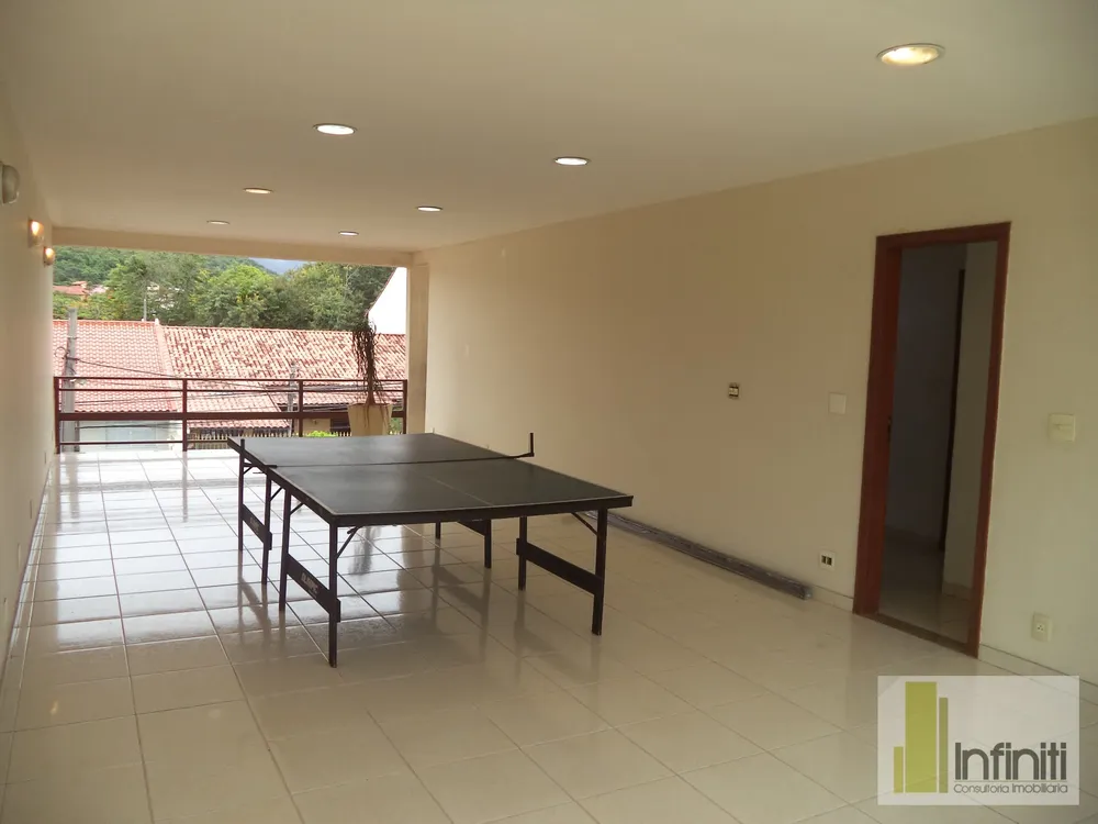 Casa, 3 quartos, 275 m² - Foto 40