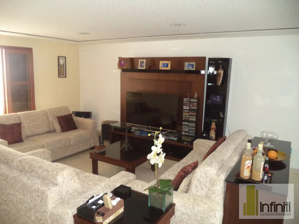 Casa, 3 quartos, 275 m² - Foto 14
