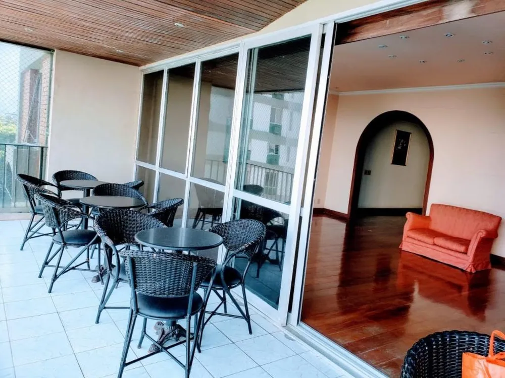 Apartamento, 4 quartos, 200 m² - Foto 1