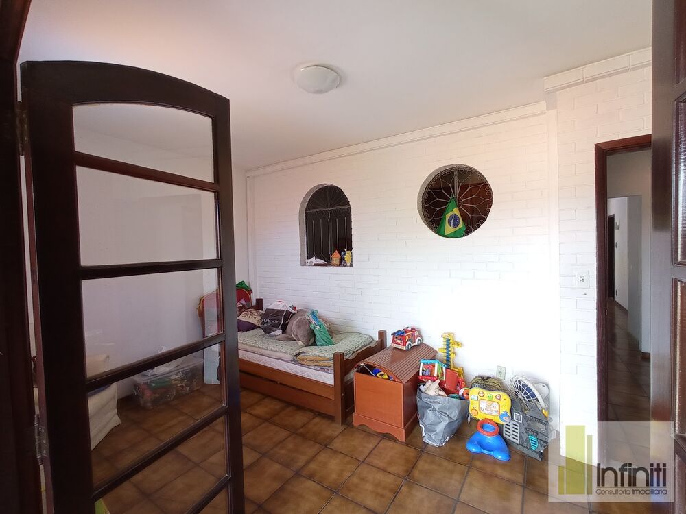 Casa de Condomínio à venda com 4 quartos, 300m² - Foto 9