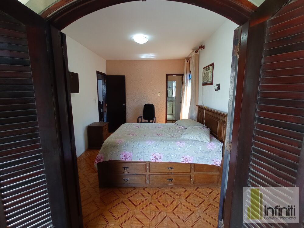 Casa de Condomínio à venda com 4 quartos, 300m² - Foto 10