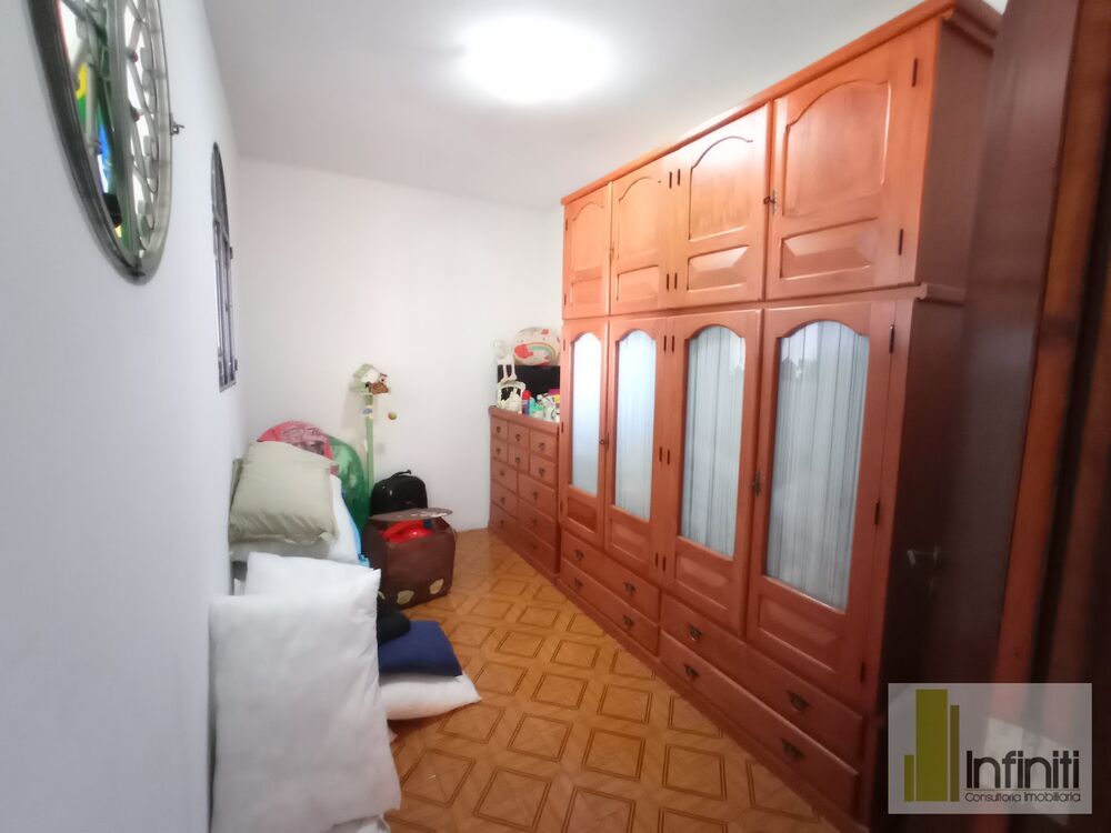 Casa de Condomínio à venda com 4 quartos, 300m² - Foto 8