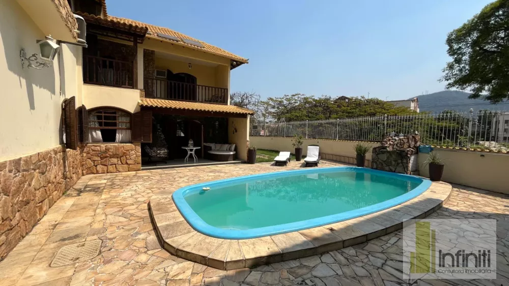 Casa, 5 quartos, 512 m² - Foto 1