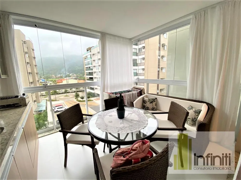 Apartamento, 3 quartos, 100 m² - Foto 2