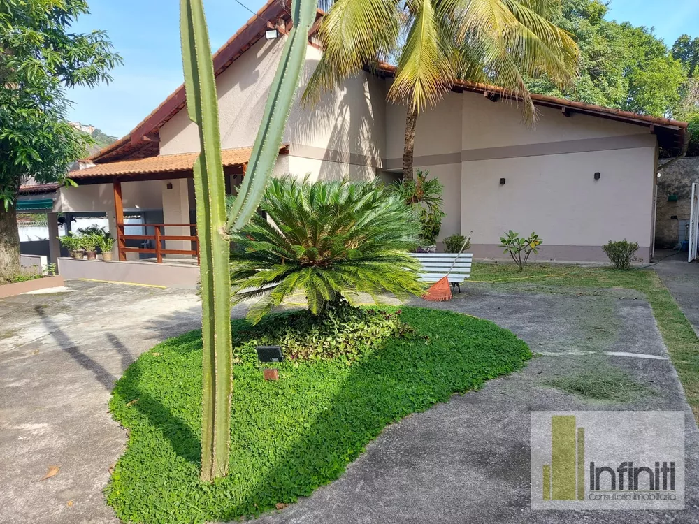 Casa de Condomínio, 4 quartos - Foto 1