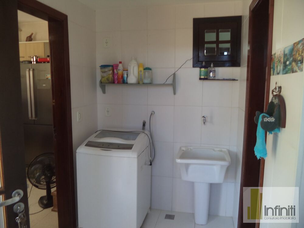 Casa de Condomínio à venda com 3 quartos, 360m² - Foto 11