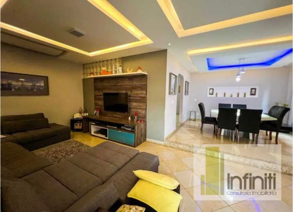 Casa, 4 quartos, 594 m² - Foto 2
