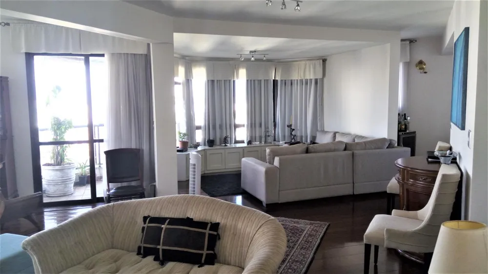 Apartamento, 4 quartos, 200 m² - Foto 1