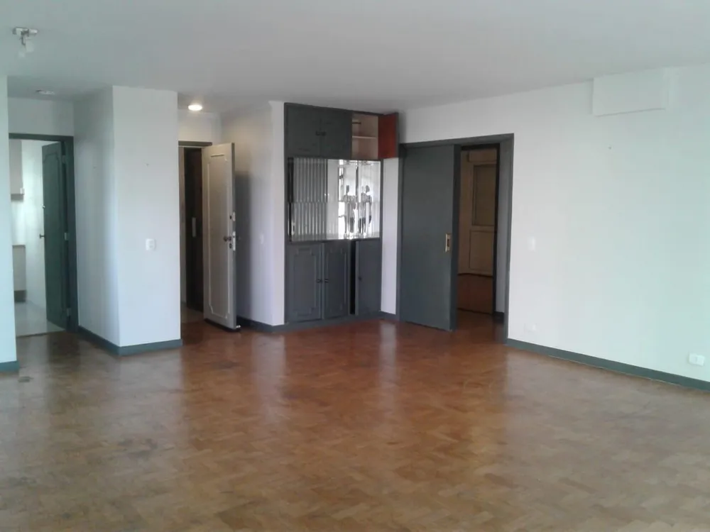 Apartamento, 3 quartos, 220 m² - Foto 3