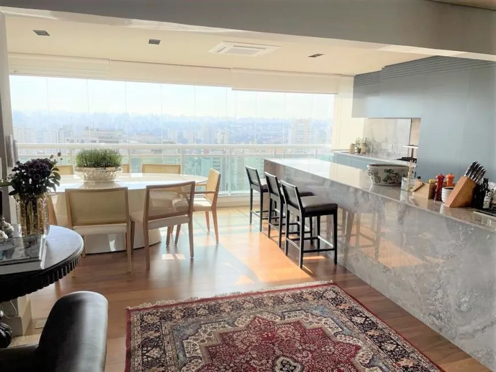 Apartamento, 3 quartos, 151 m² - Foto 1