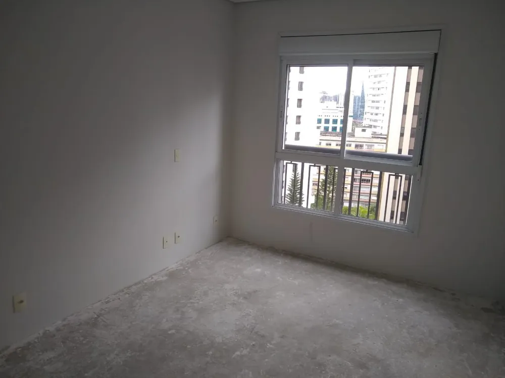 Apartamento, 3 quartos, 228 m² - Foto 2