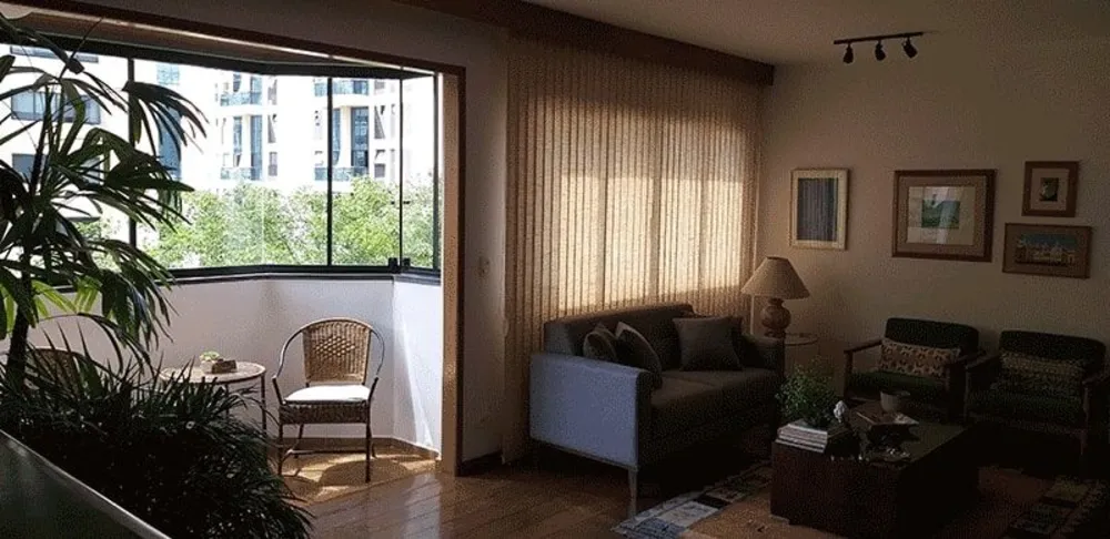 Apartamento, 3 quartos, 125 m² - Foto 2