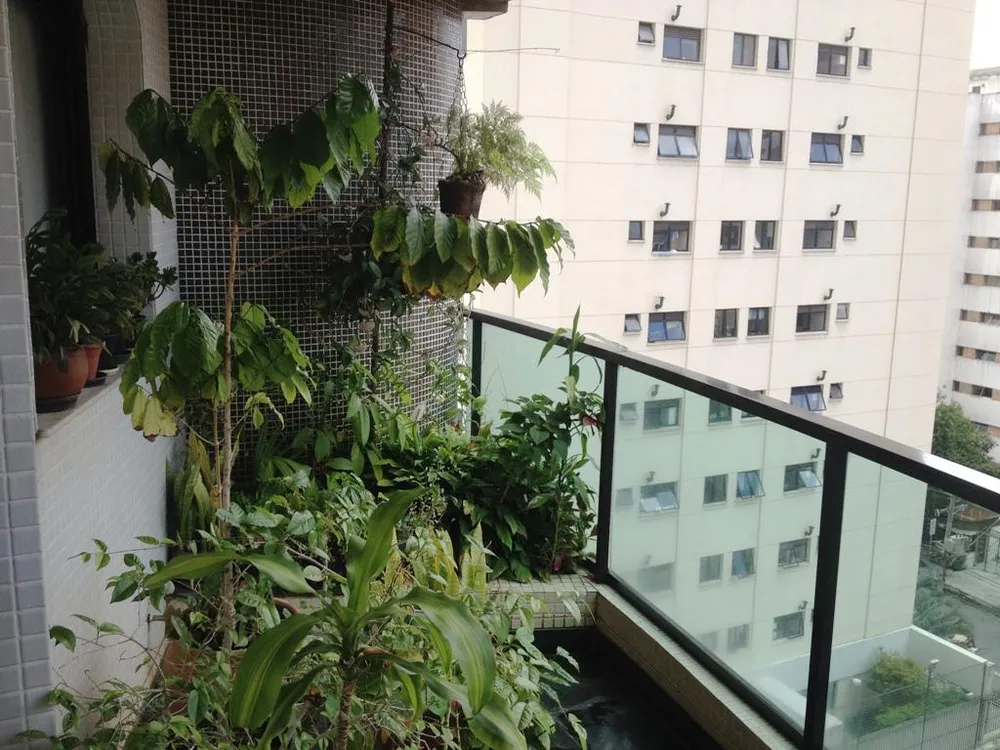Apartamento, 4 quartos, 216 m² - Foto 1