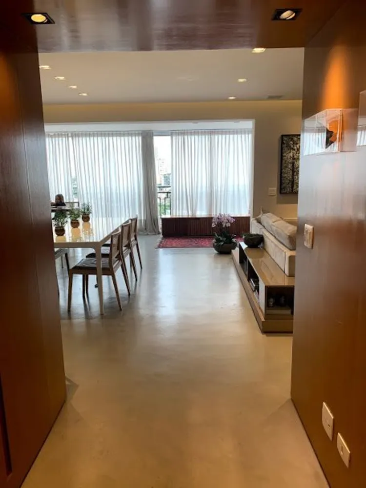 Apartamento, 3 quartos, 156 m² - Foto 2