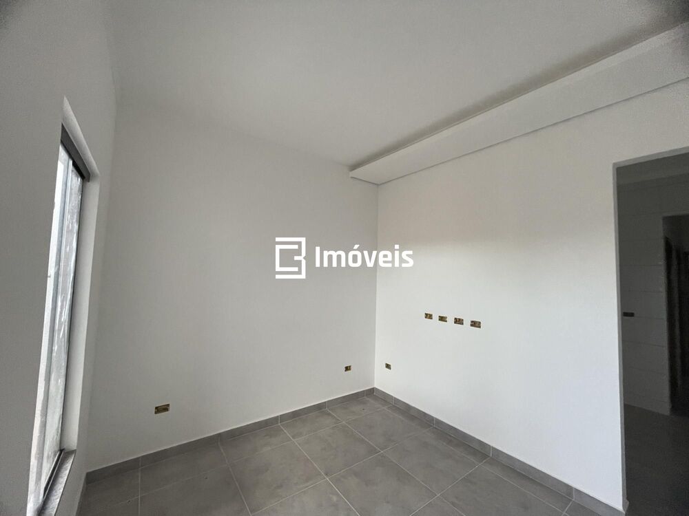 Casa à venda com 2 quartos, 56m² - Foto 4