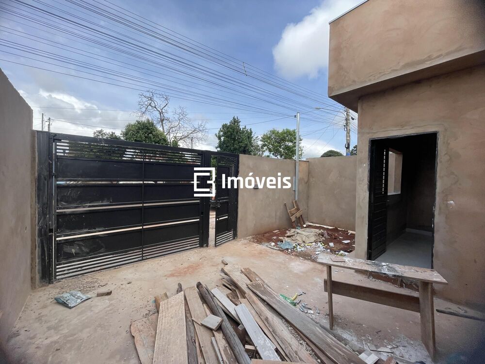 Casa à venda com 2 quartos, 45m² - Foto 3