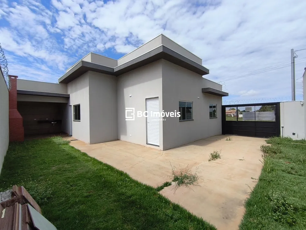 Casa, 2 quartos, 87 m² - Foto 1