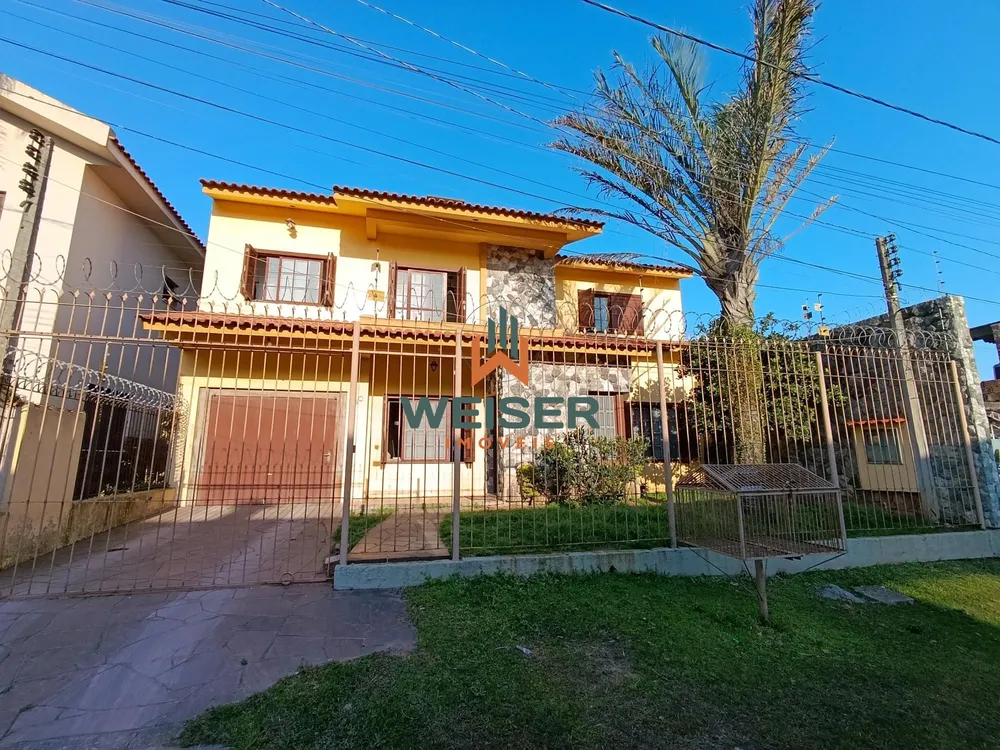 Sobrado, 5 quartos, 303 m² - Foto 1