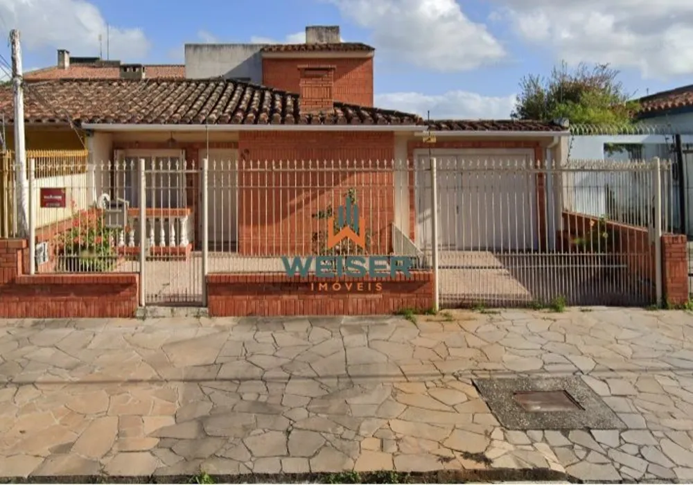 Sobrado, 3 quartos, 239 m² - Foto 1