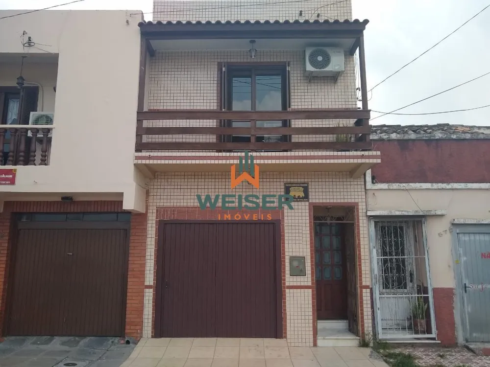 Sobrado, 3 quartos, 210 m² - Foto 1