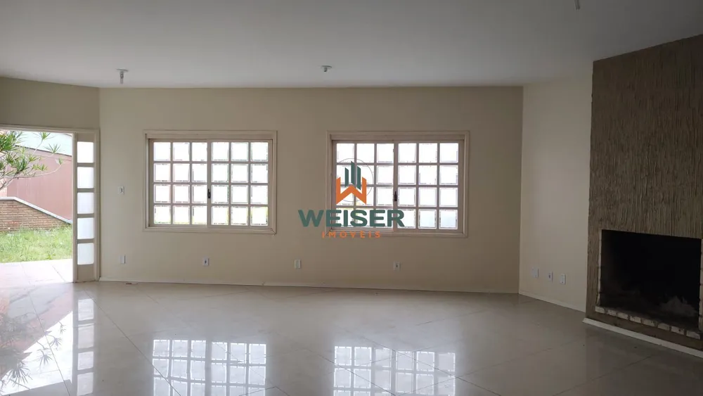 Casa, 3 quartos, 262 m² - Foto 1