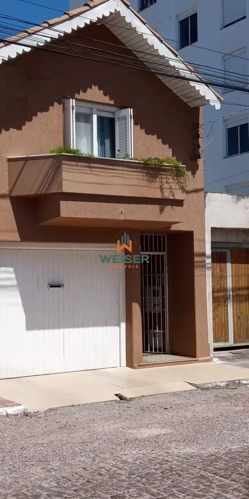 Sobrado, 3 quartos, 260 m² - Foto 1