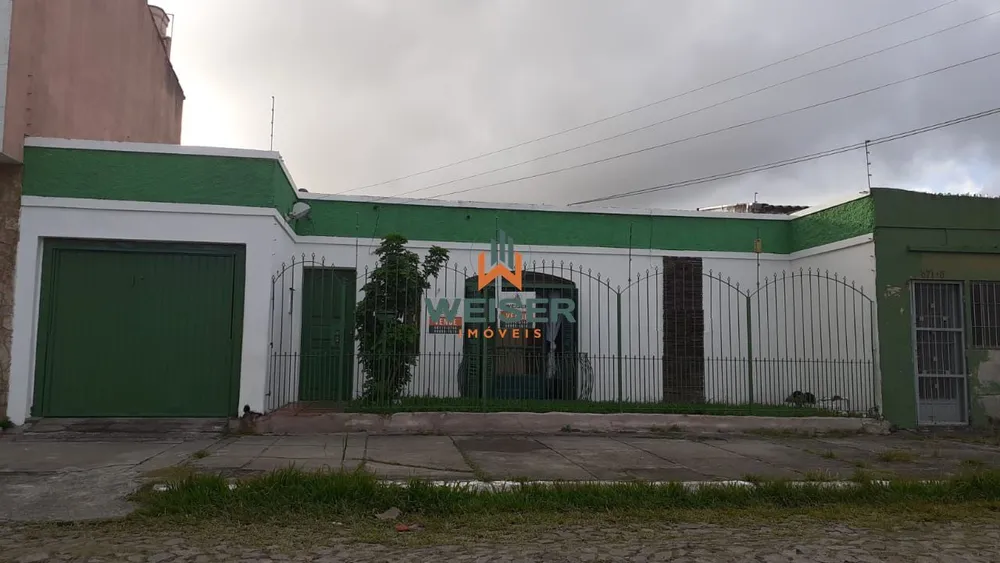 Casa, 4 quartos, 286 m² - Foto 2