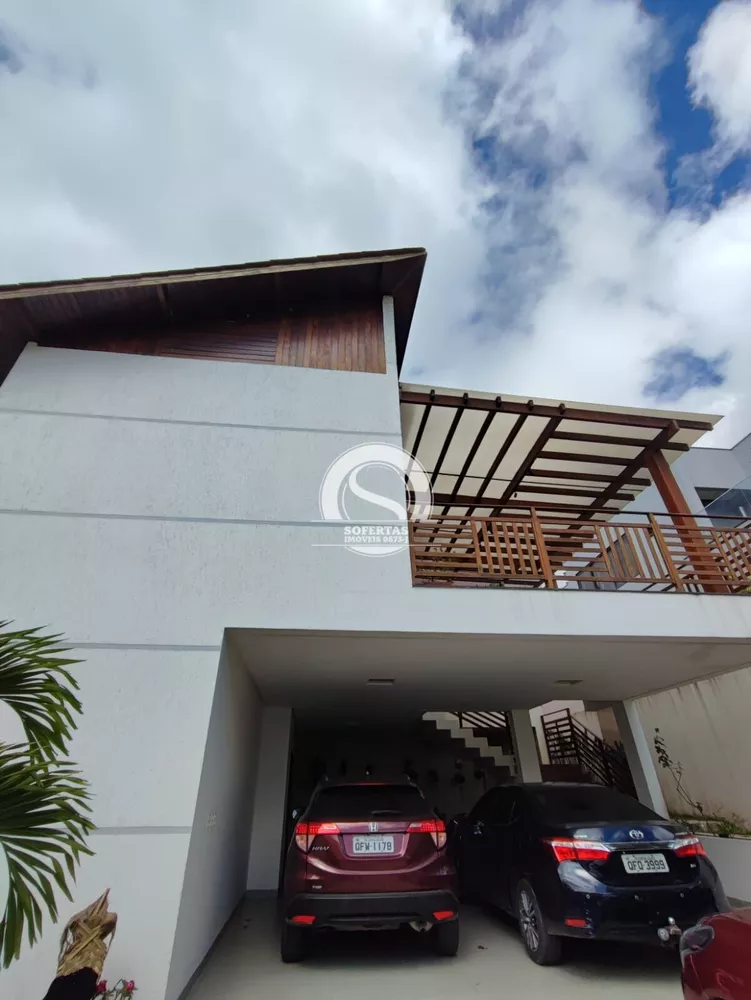 Casa de Condomínio à venda com 3 quartos, 228m² - Foto 3