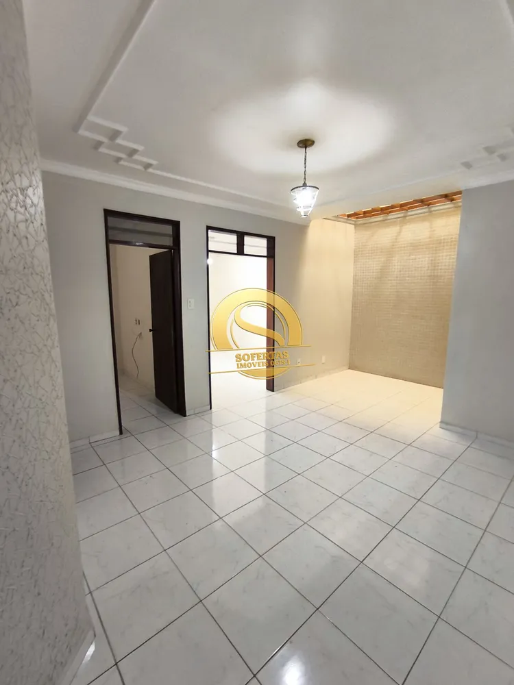 Casa, 4 quartos, 240 m² - Foto 2