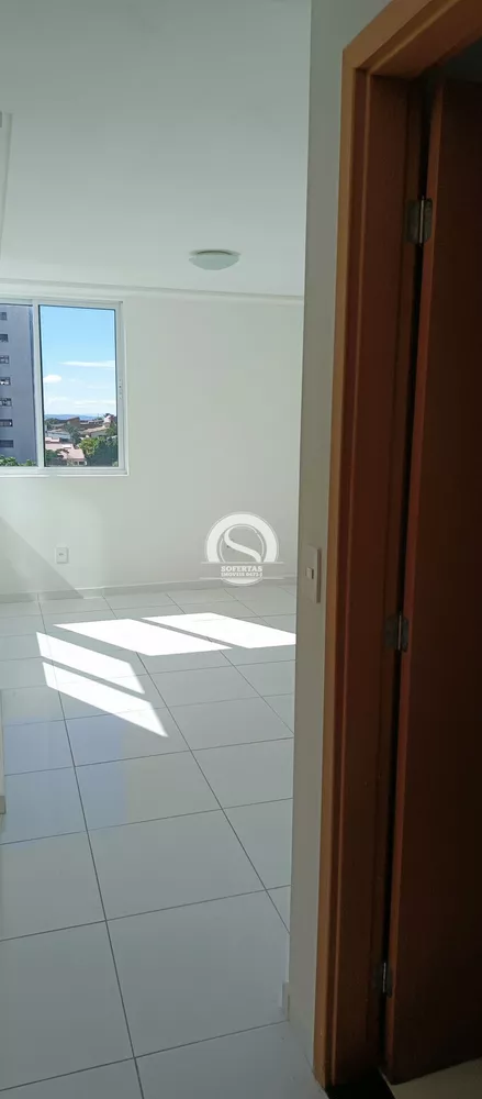 Apartamento à venda com 3 quartos, 97m² - Foto 4