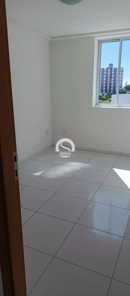 Apartamento à venda com 3 quartos, 97m² - Foto 3