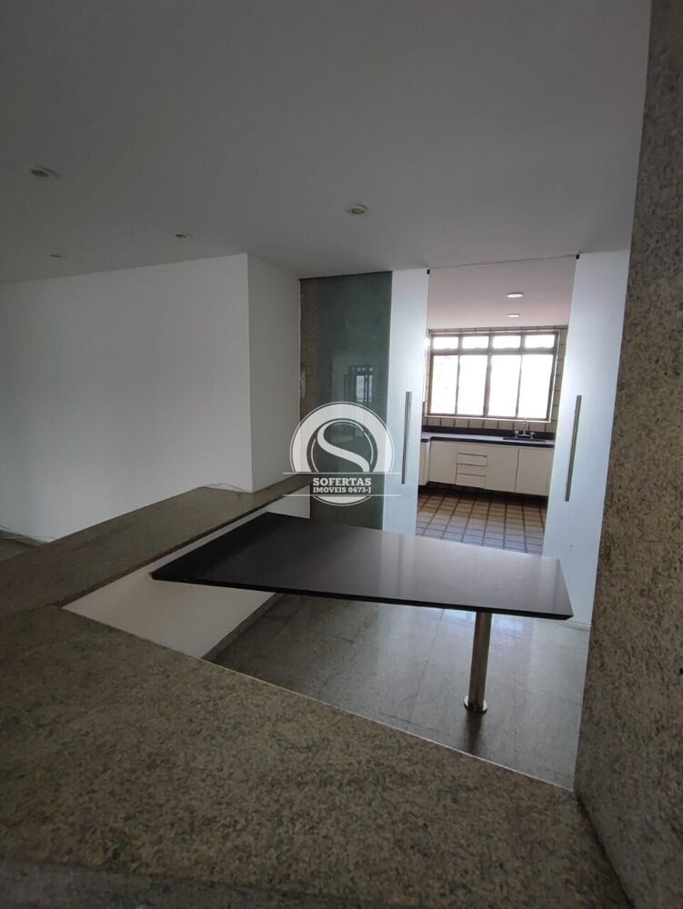 Apartamento, 3 quartos, 220 m² - Foto 2