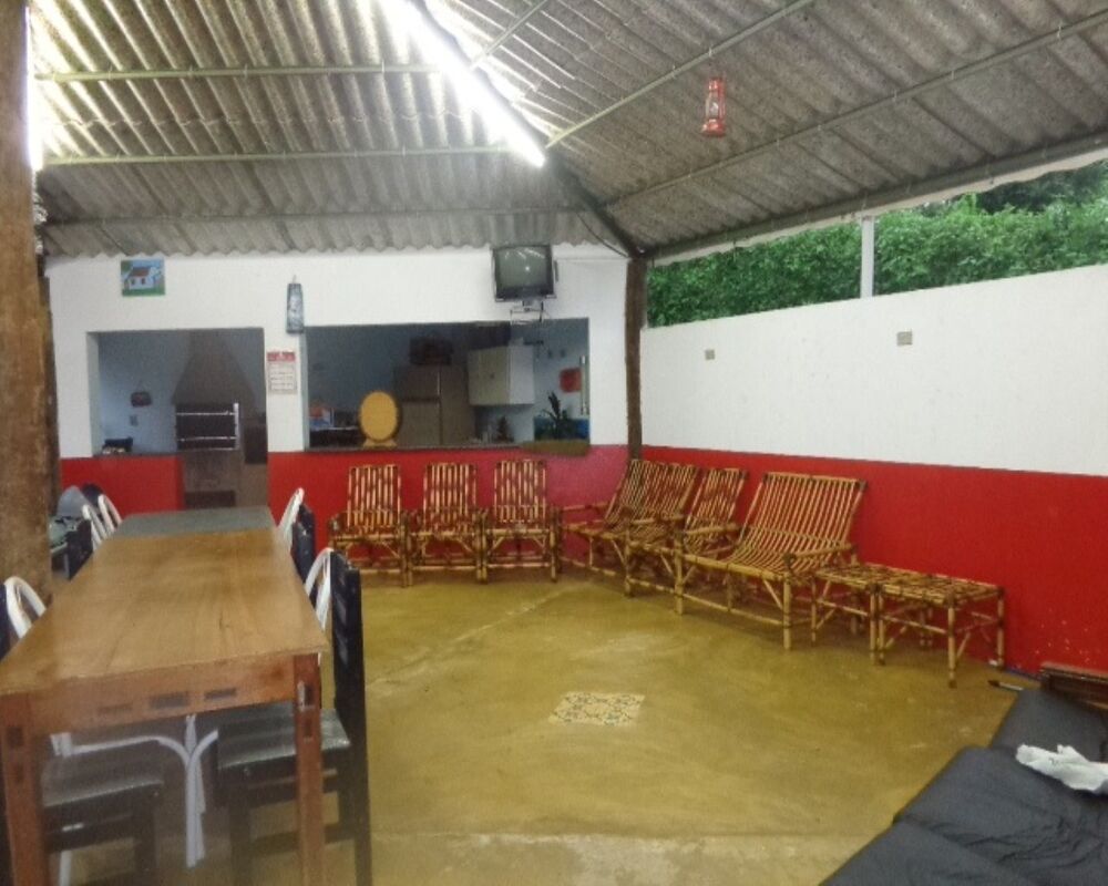 Chácara à venda com 2 quartos, 200m² - Foto 13