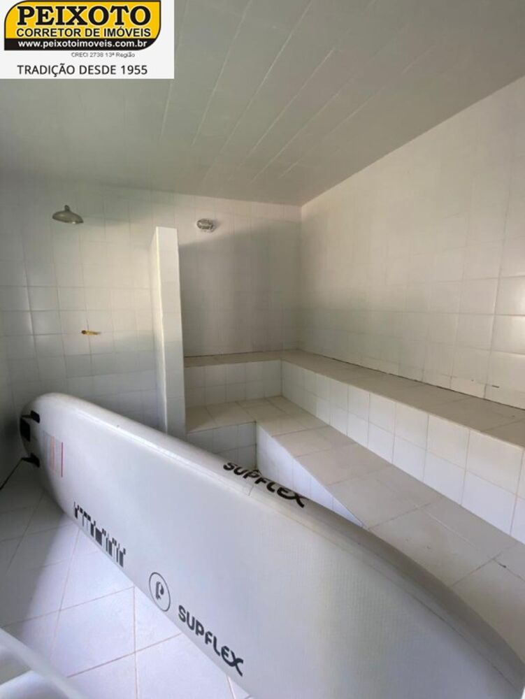 Casa à venda com 9 quartos, 260m² - Foto 4