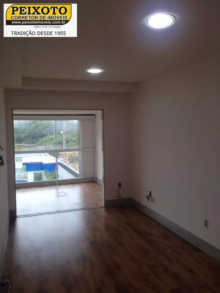 Casa à venda com 4 quartos, 390m² - Foto 12