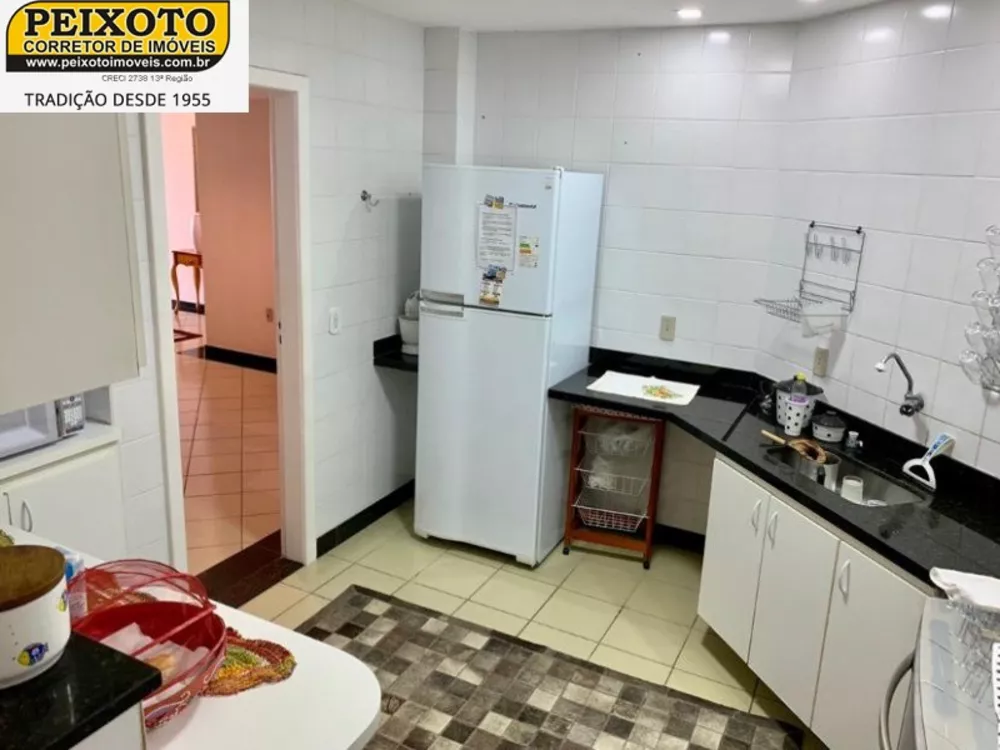 Apartamento à venda com 4 quartos, 140m² - Foto 4