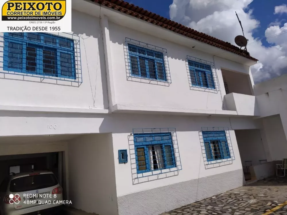 Casa à venda com 12 quartos, 360m² - Foto 2