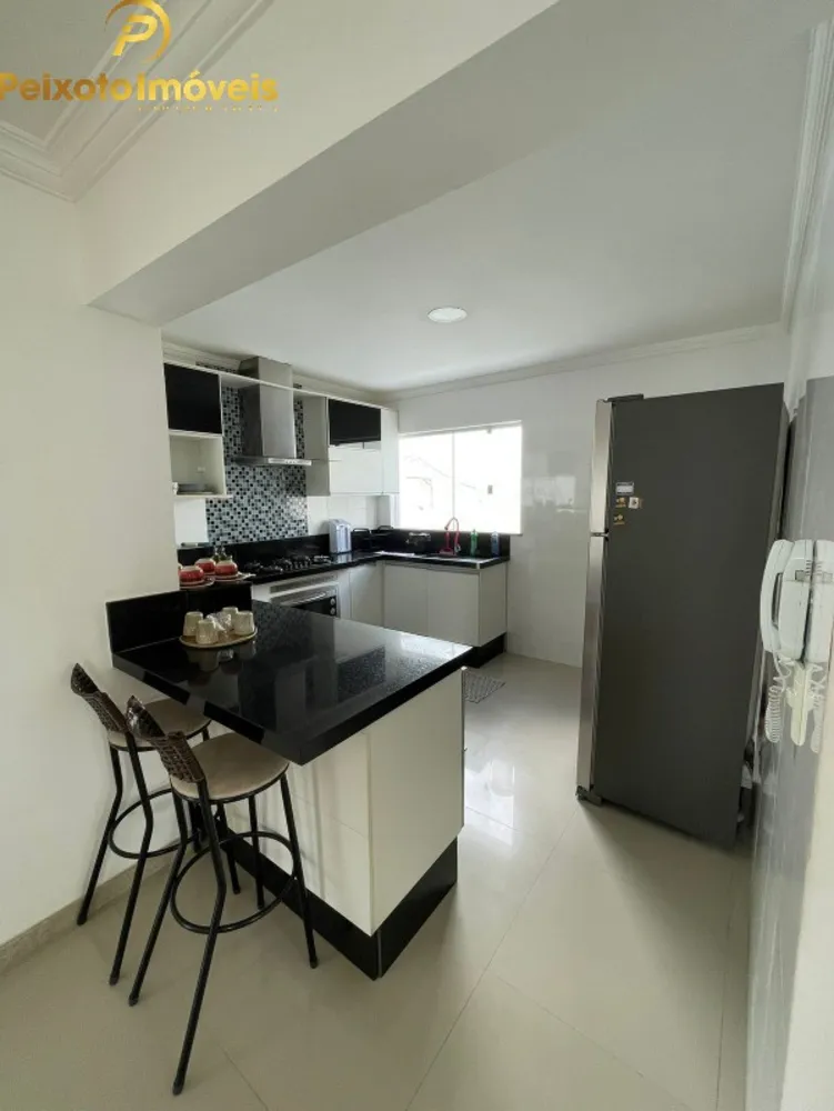 Casa, 3 quartos, 190 m² - Foto 1