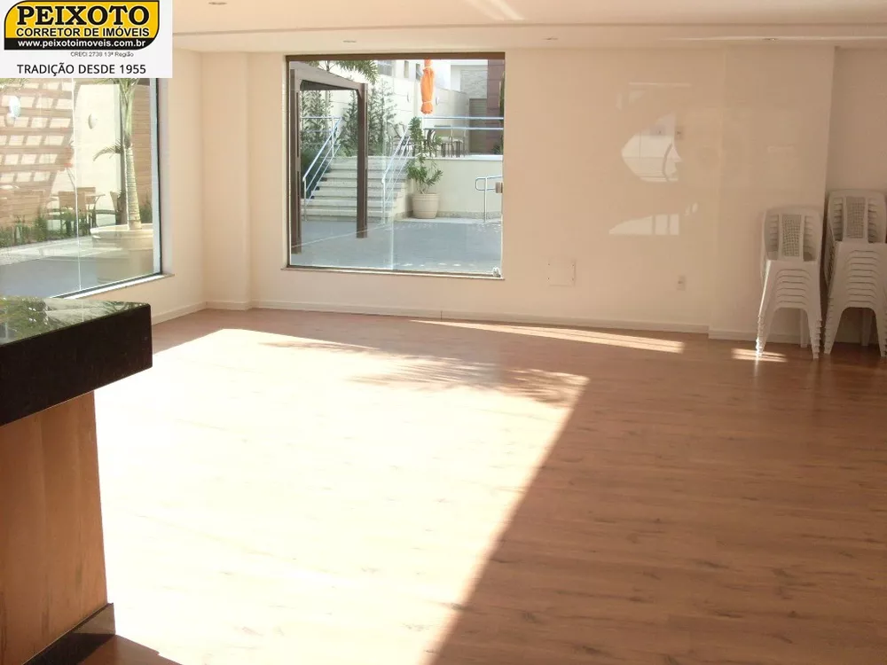 Apartamento à venda com 4 quartos, 147m² - Foto 2