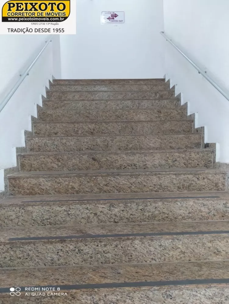 Loja-Salão, 1850 m² - Foto 1