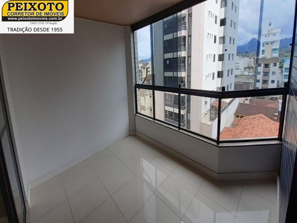 Apartamento à venda com 3 quartos, 120m² - Foto 1