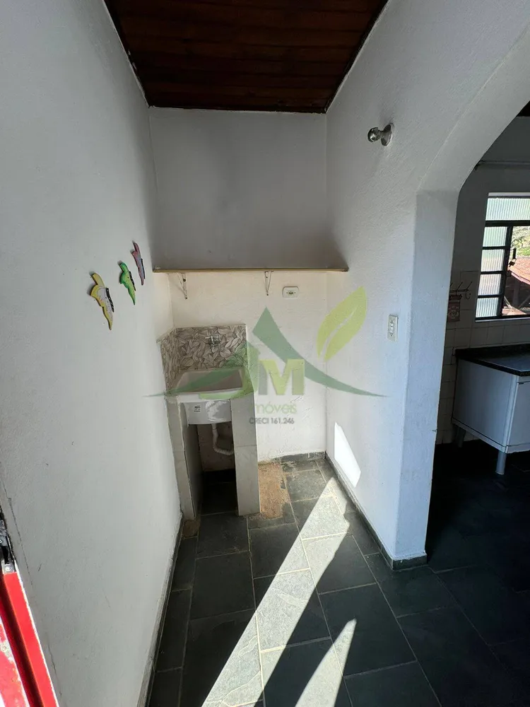 Chácara, 4 quartos, 1352 m² - Foto 2