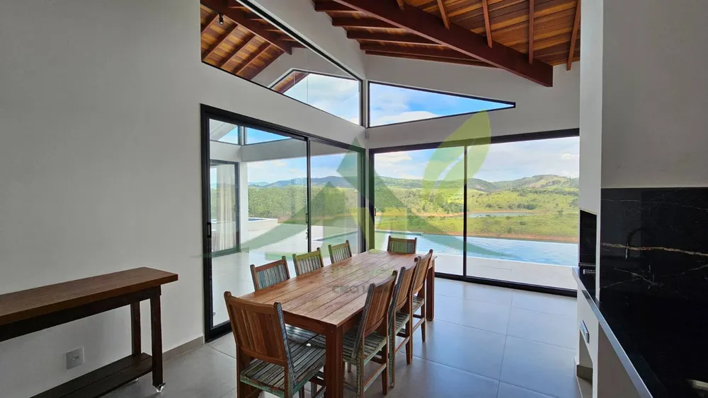 Chácara, 3 quartos, 4000 m² - Foto 1