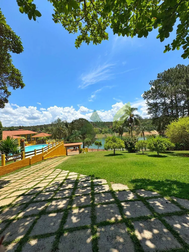 Chácara, 5 quartos, 3000 m² - Foto 1