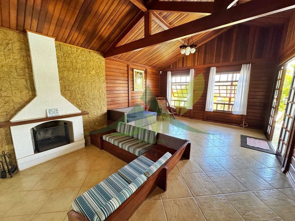 Chácara, 5 quartos, 3000 m² - Foto 1