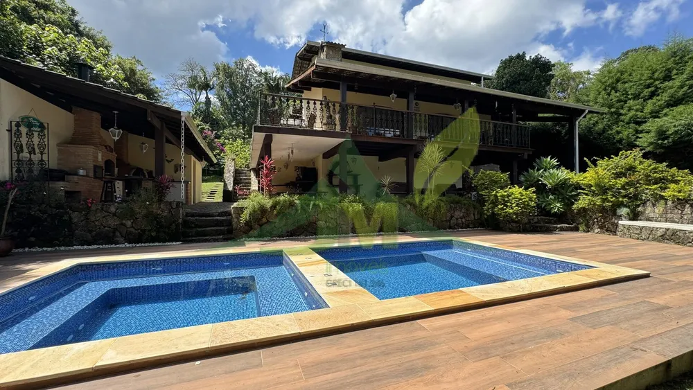 Chácara, 4 quartos, 1550 m² - Foto 1