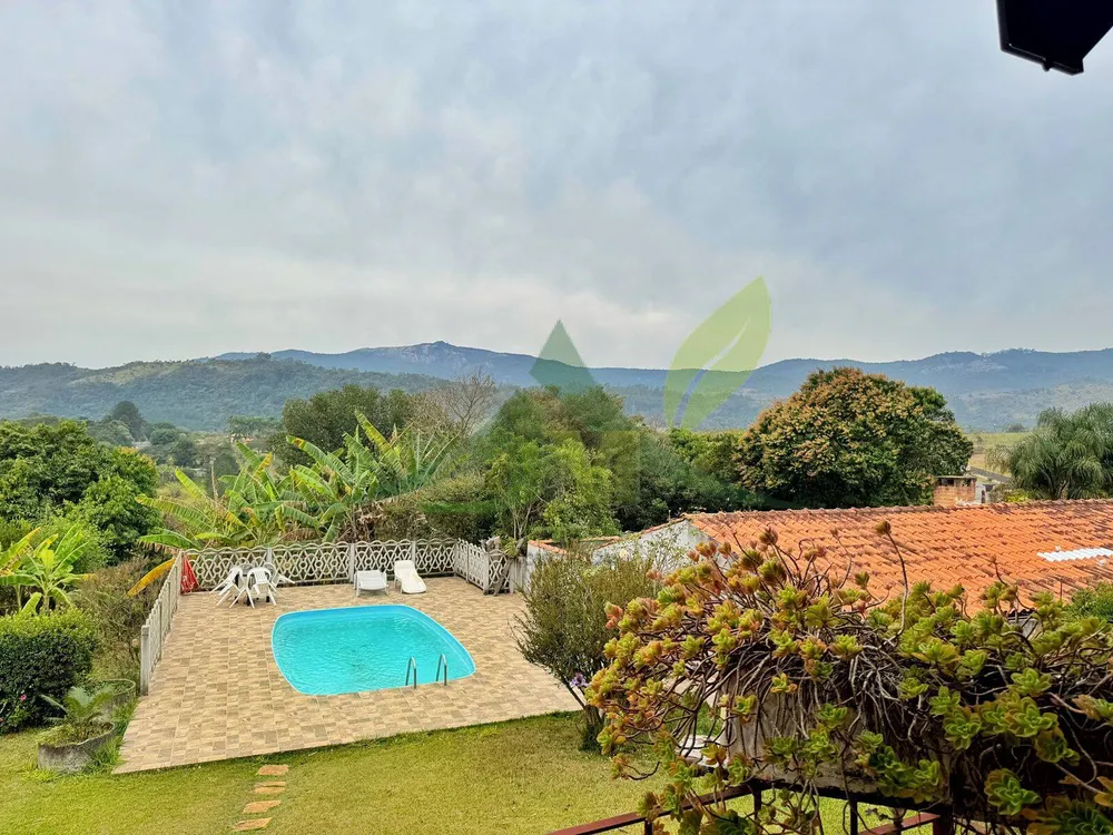Chácara, 4 quartos, 1020 m² - Foto 1